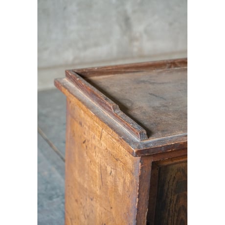 収納棚 Wooden shelf