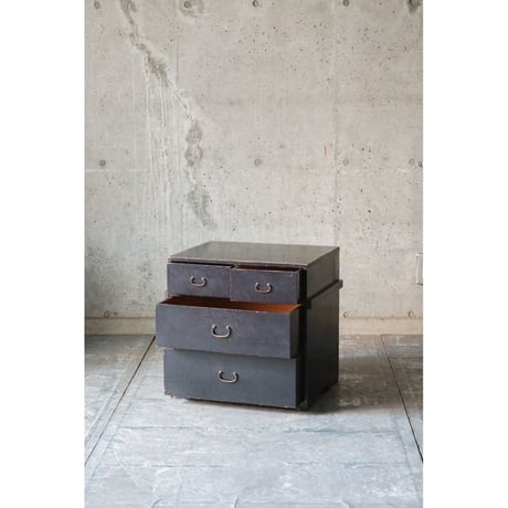引き出し棚 Drawer