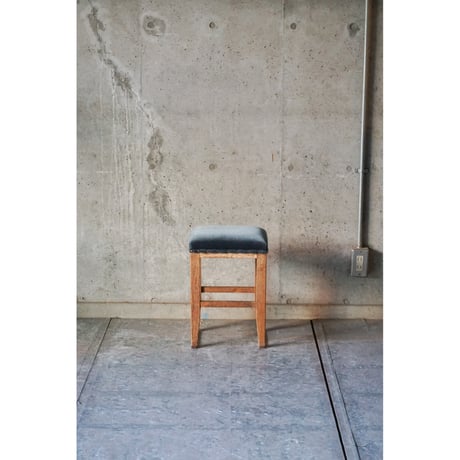 スツール　Stool