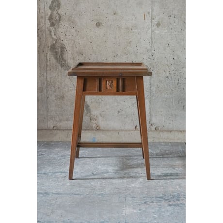 サイドテーブル Side table