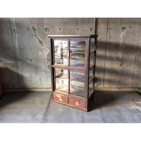 小ぶりな水屋