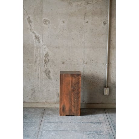 収納棚　Wooden shelf