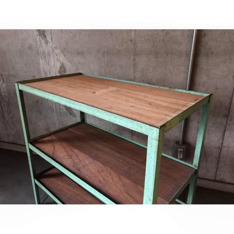 鉄枠棚