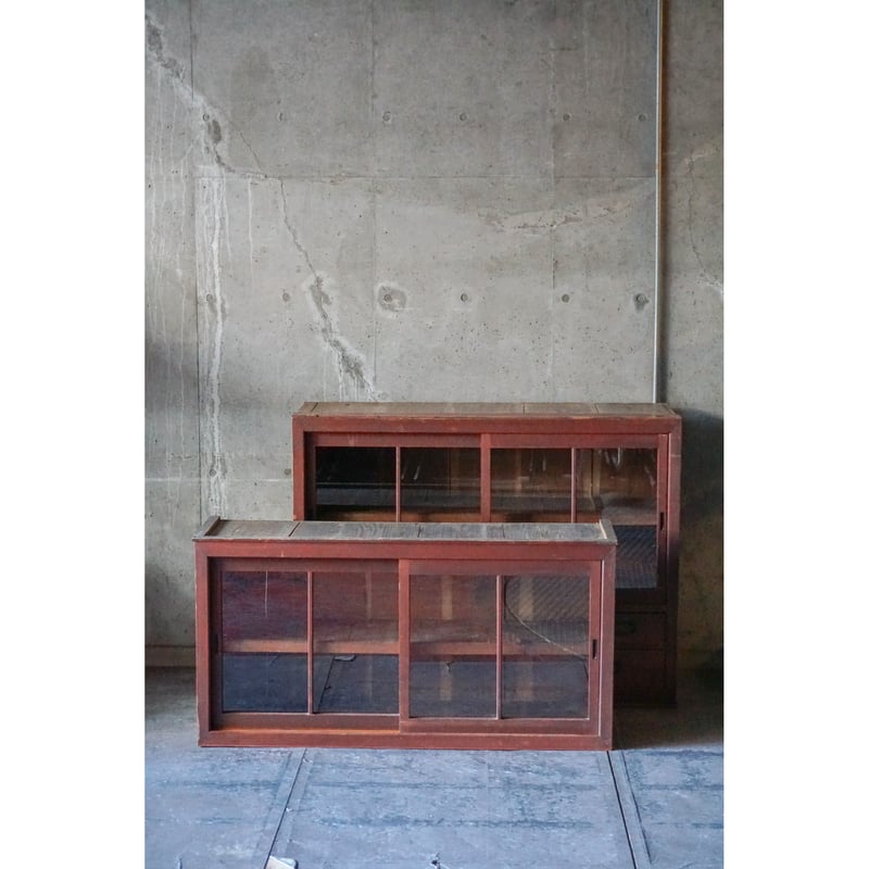 古いガラス戸棚 ガラス引戸棚 | 全ての商品 - 古家具古道具 そうすけ