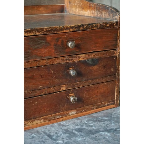 引き出し棚 Drawer