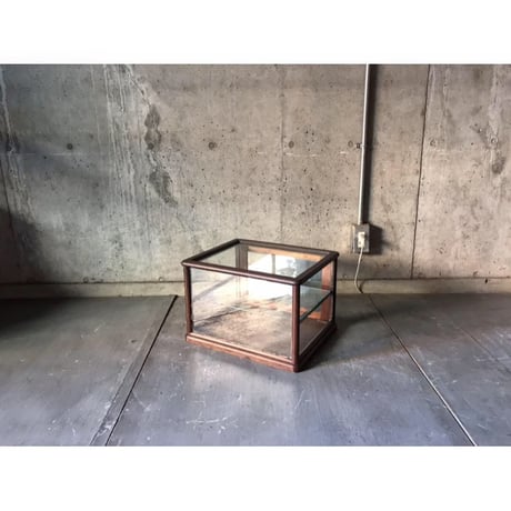 木枠ガラスショーケース
