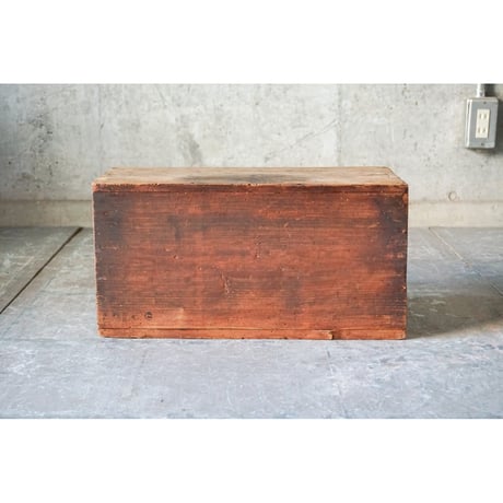 収納棚 Wooden shelf