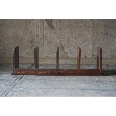 本立て Book stand