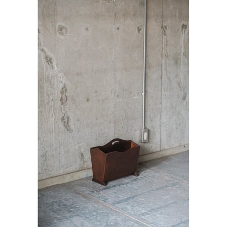 マガジンラック　Magazine rack