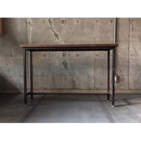 鉄脚テーブル