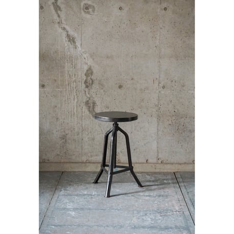 アイアンスツール　Stool