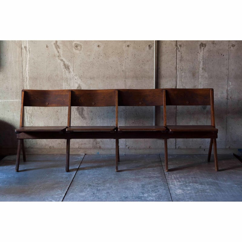 関東一部限定●　アンティーク　ベンチ　教会　店舗什器　撮影　映画 Studio Art8(1号店) - アンティーク小道具が充実の撮影スタジオ