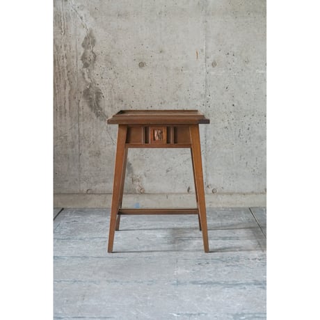サイドテーブル Side table