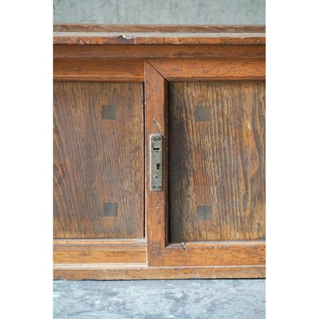 収納棚 Wooden shelf