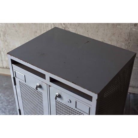 郵便局の仕分け棚
