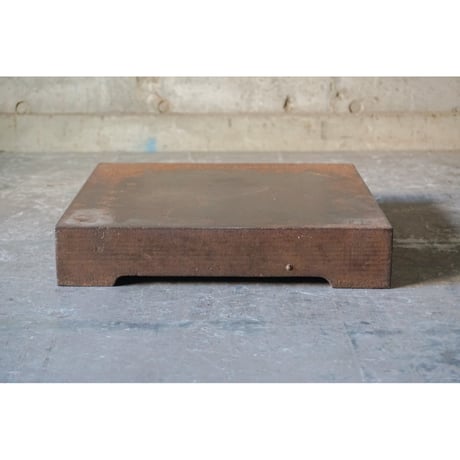 定盤 Iron stand