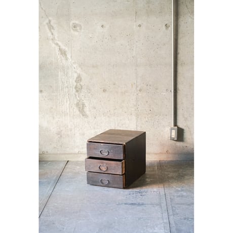 引き出し棚 Drawer