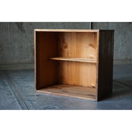 戸棚 Cupboard