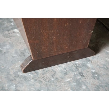 マガジンラック　Magazine rack