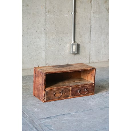 収納棚 Wooden shelf