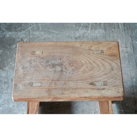 台 Wooden stand