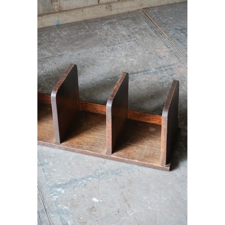 本立て Book stand