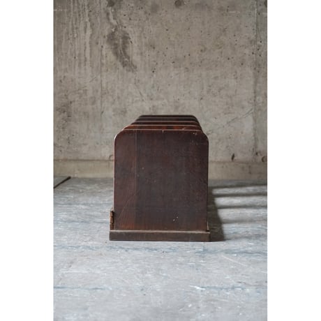 本立て Book stand