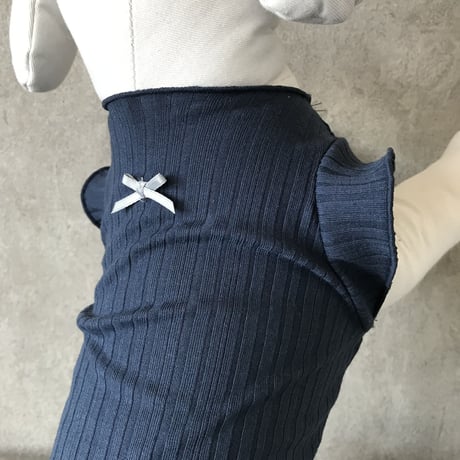 frill ribbon tank top . ［ navy ］