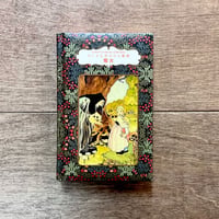 ちいさな手のひら事典　魔女