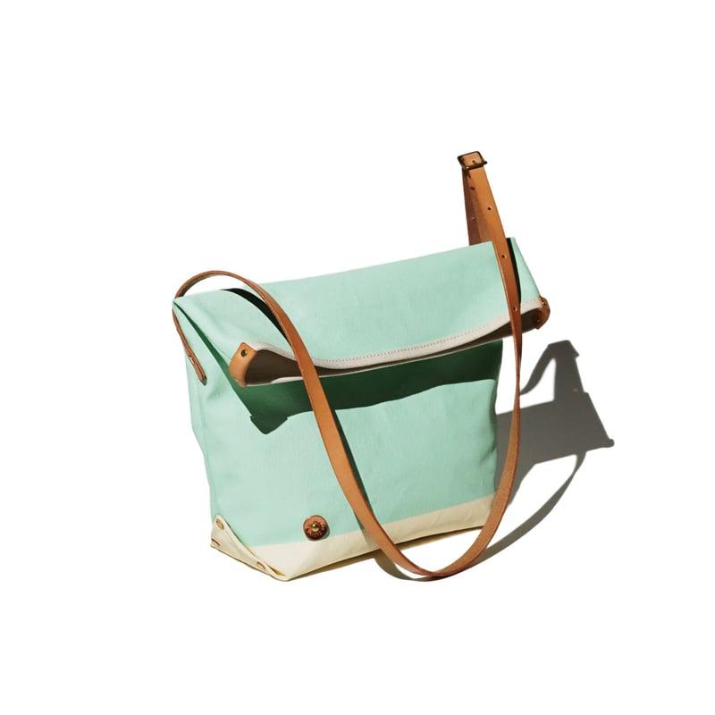 PINE SHOULDER BAG (S) | THE FLAVOR DESIGN®︎ OFF