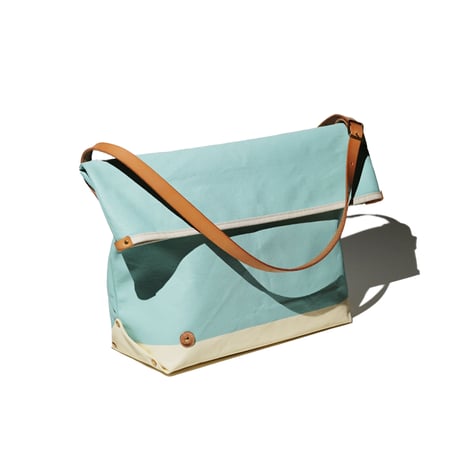 PINE SHOULDER BAG (M)