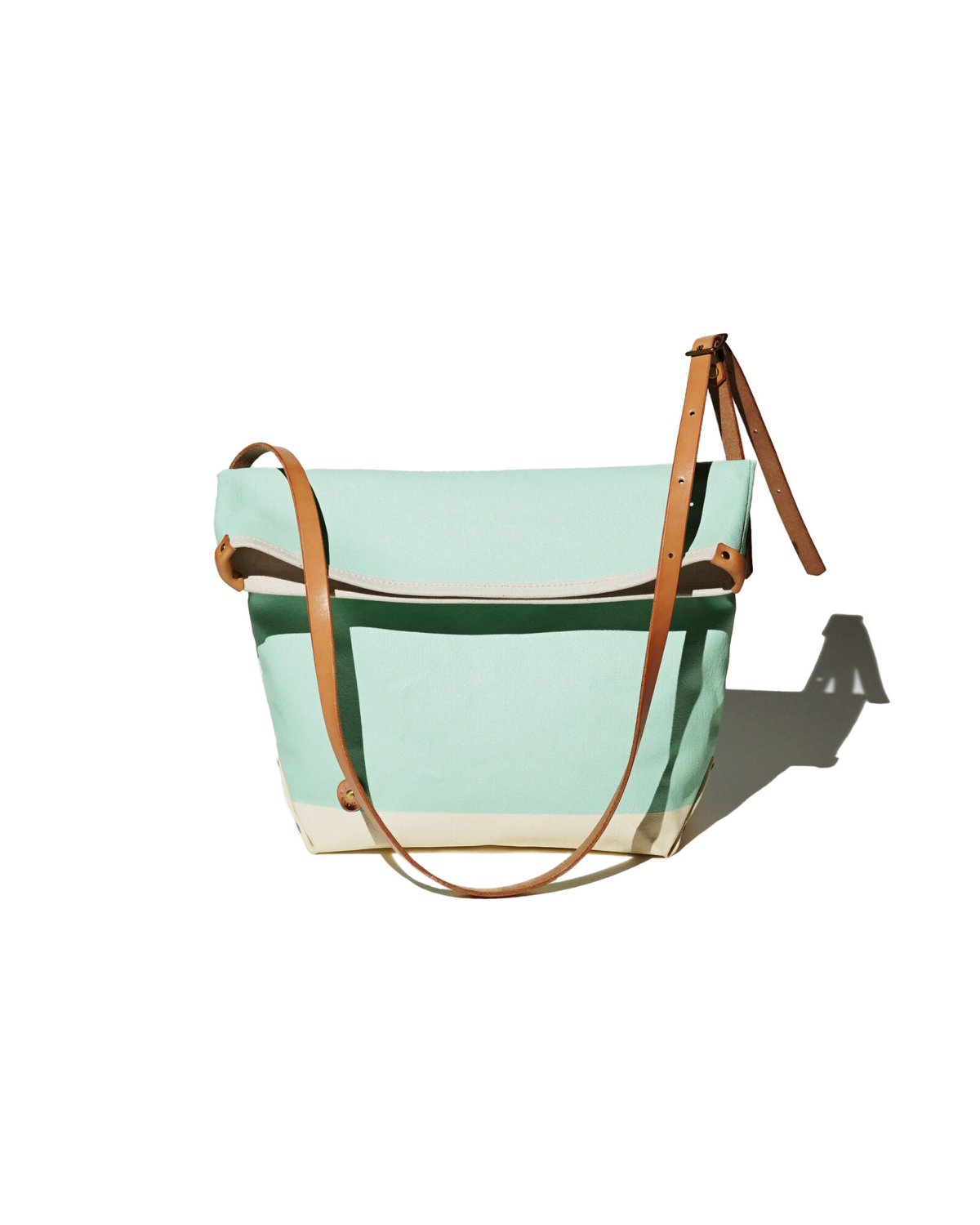 PINE SHOULDER BAG (S) | THE FLAVOR DESIGN®︎ OFF