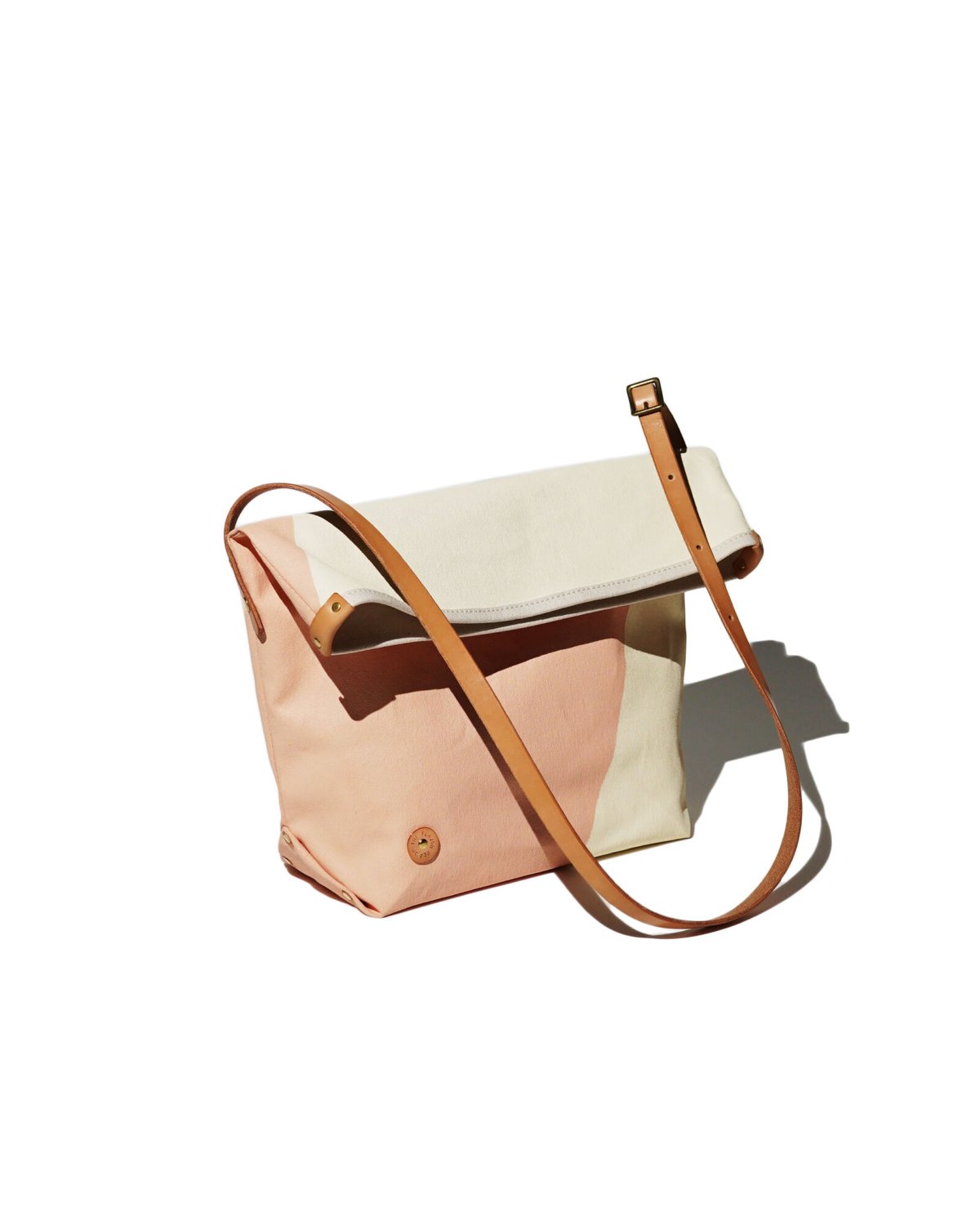 PINE SHOULDER BAG (S) | THE FLAVOR DESIGN®︎ OFF