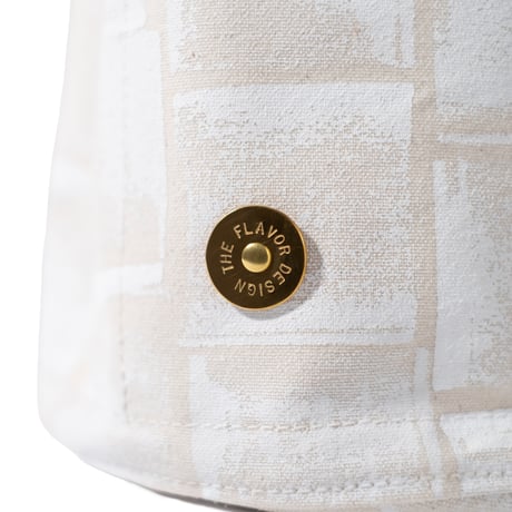 Round Tote Bag - Brick paint
