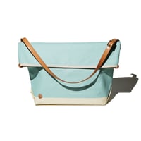 PINE SHOULDER BAG (M)