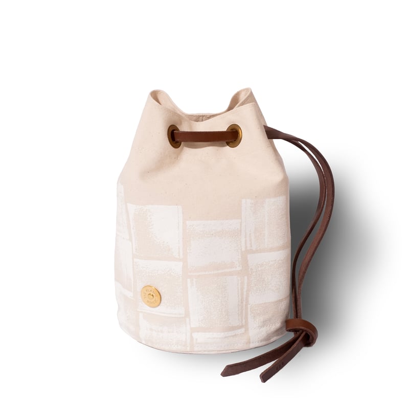 Round Tote Bag - Brick paint | THE FLAVOR DESIG