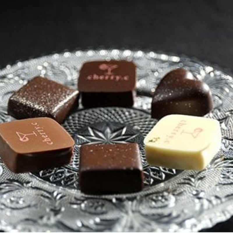 プレミアム・シャンパーニュショコラ アソート | 芦屋のチョコレート