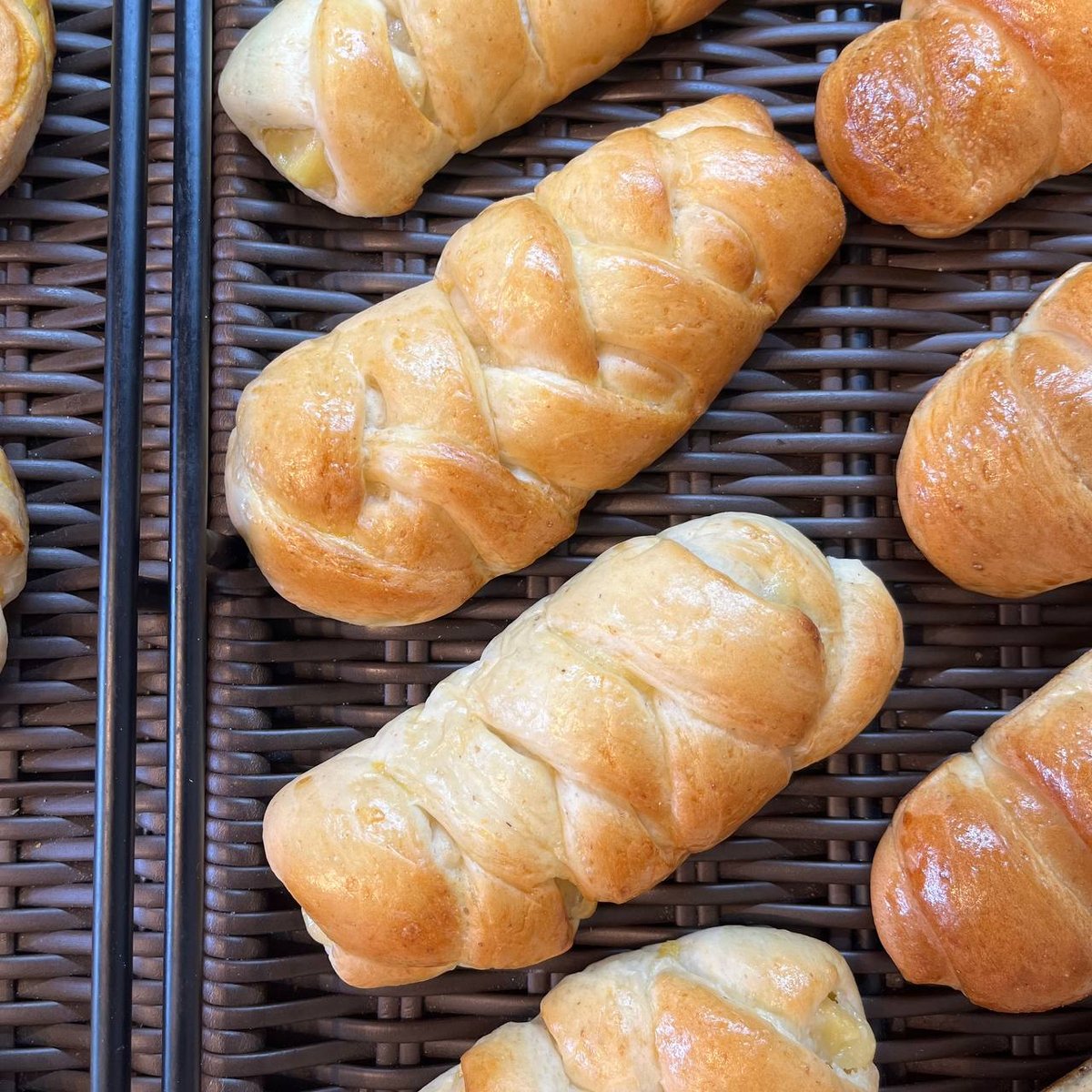 アップルチーズ アップルチーズ | ハラールのパン屋さん ハナマザパン Hanamaza pan