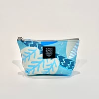 Machi Pouch S「Uzumaki flower」blue