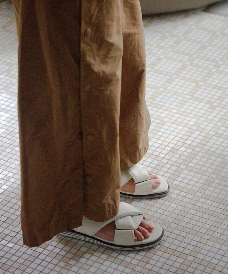 クロスストラップサンダル | ninos's STORE