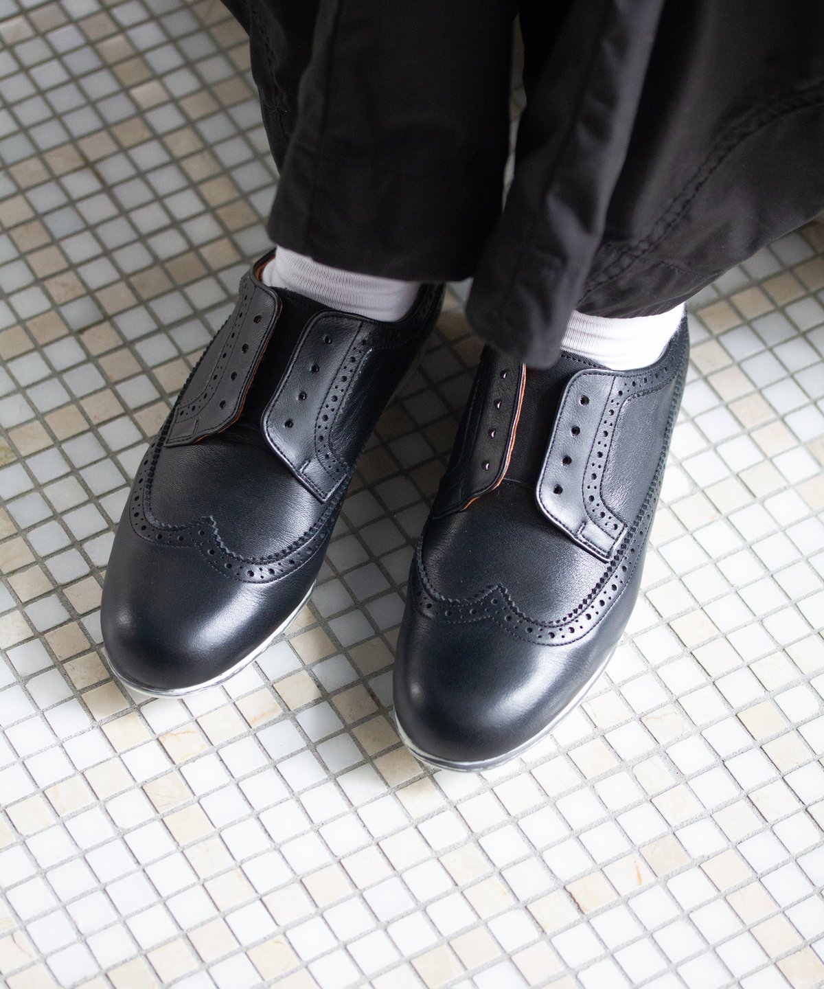 定価25190 ヒルトン ウイングチップレザースニーカー新品未使用品25.5cm zz-M0831ESH401_8-1.jpg?1674098985