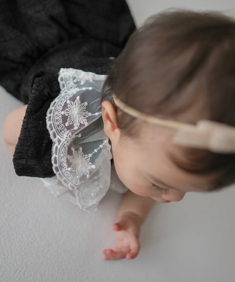 即納Emily Lace Collar Romper