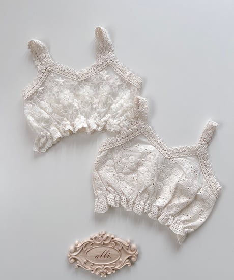 即納 bebeholic Lace bustier