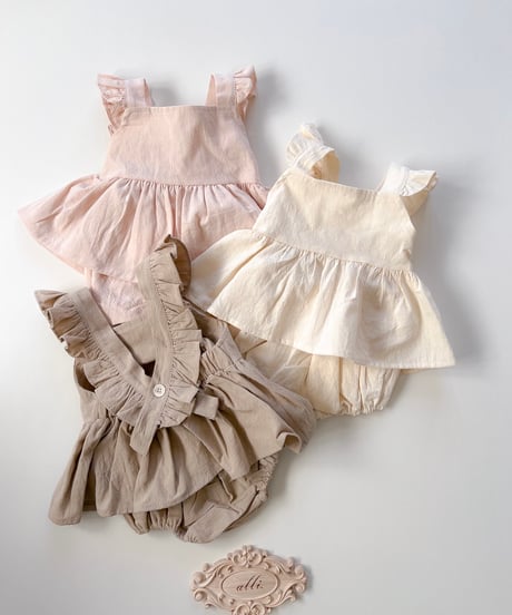 即納 bebe nine Rael frill set