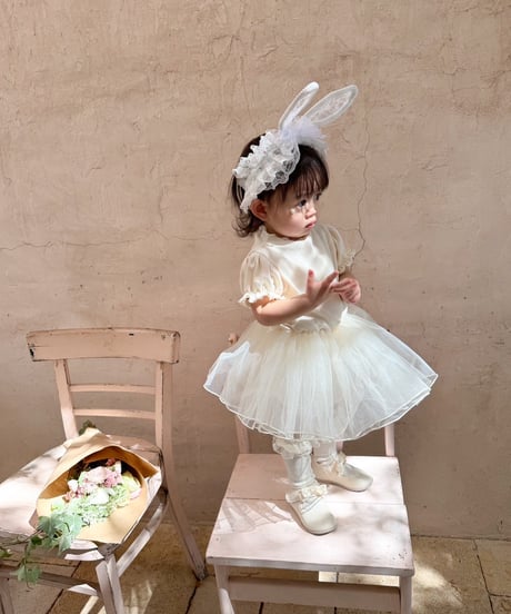 即納 mellow puff sleeve tulle rompers