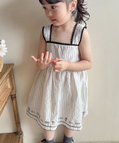 即納 Lauren One Piece