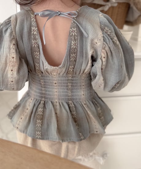 即納Anne shirley Hayes smoke blouse
