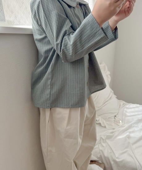 即納milk  round collar shirt