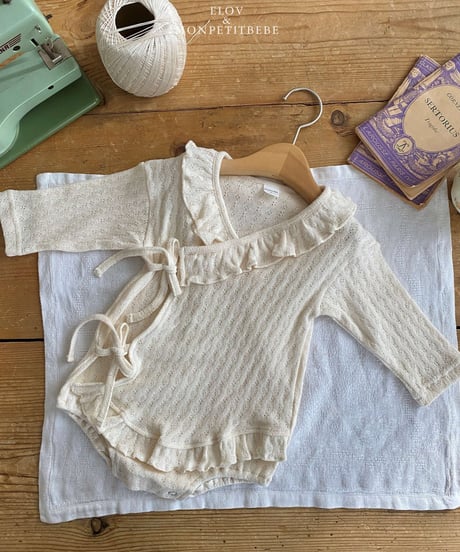 即納 mon petit bebe Lauren frill suit
