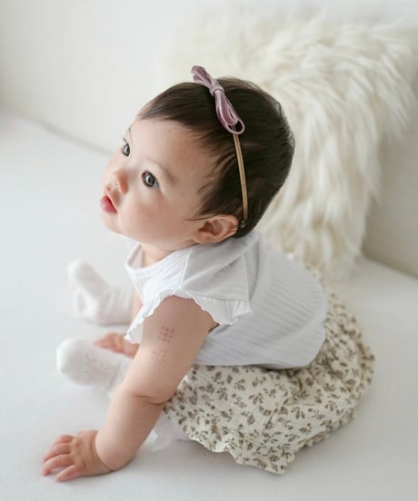即納bebe nine And Summer frill tee